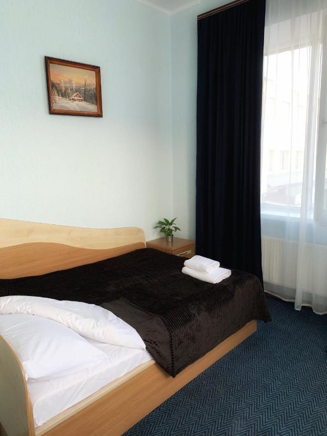 Hotel Femina Jytomyr Extérieur photo