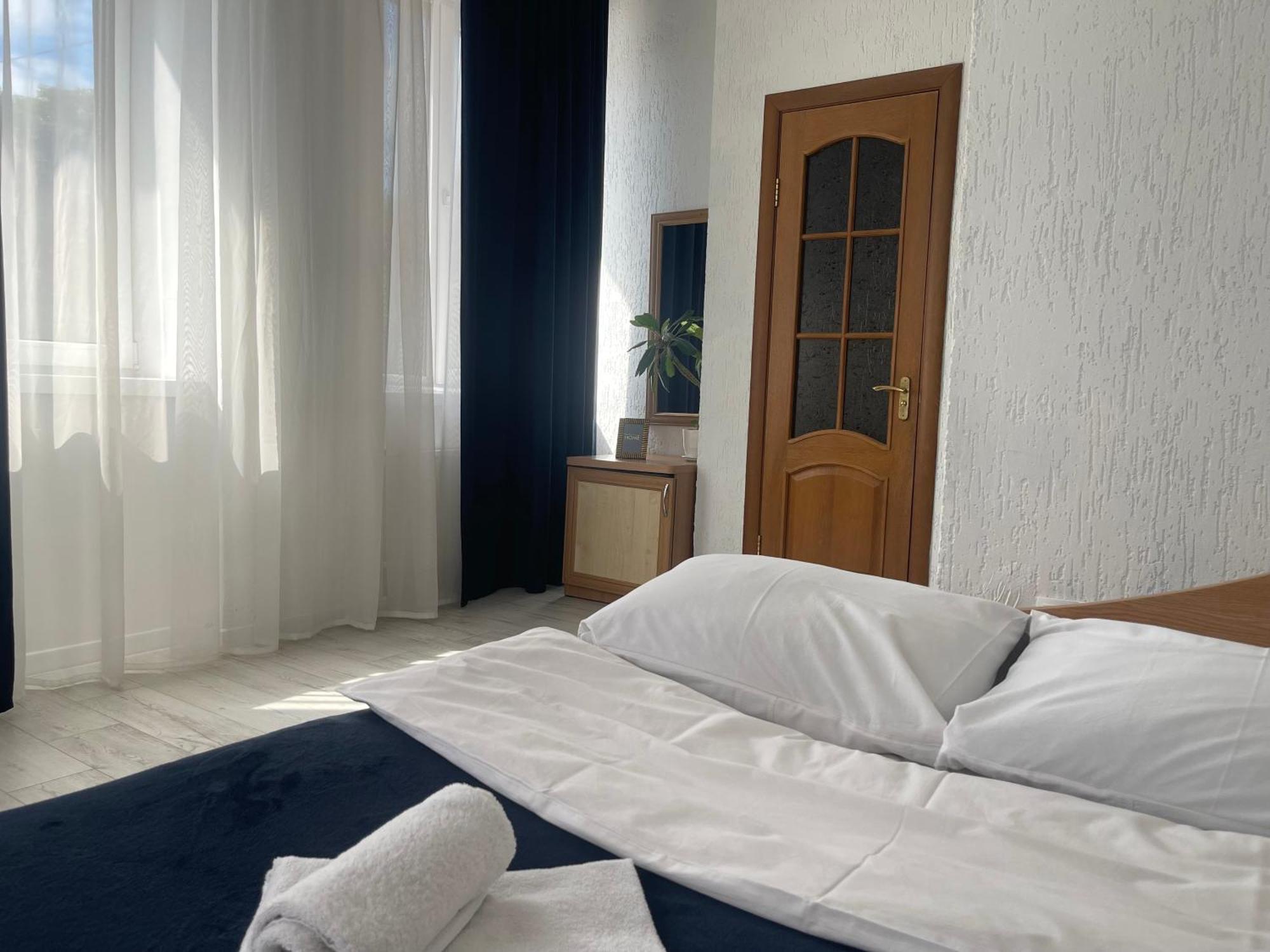 Hotel Femina Jytomyr Extérieur photo